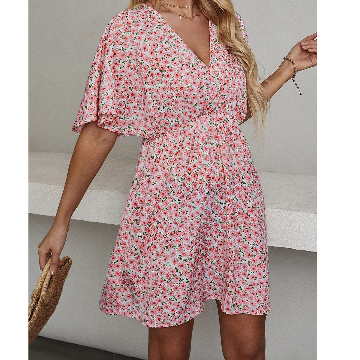 2024 Europe and the United States spring and summer new women's dress print V-neck short-sleeved casual loose dress women