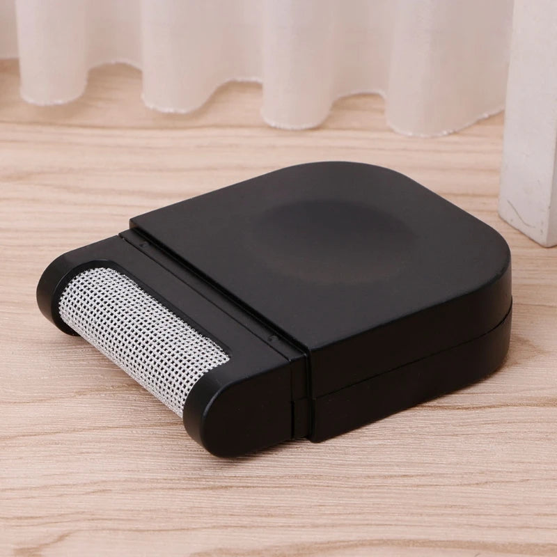 2023 New Mannual Fabric Shaver Clothing Lint Remover Handheld Depiller For Sweater Shirt