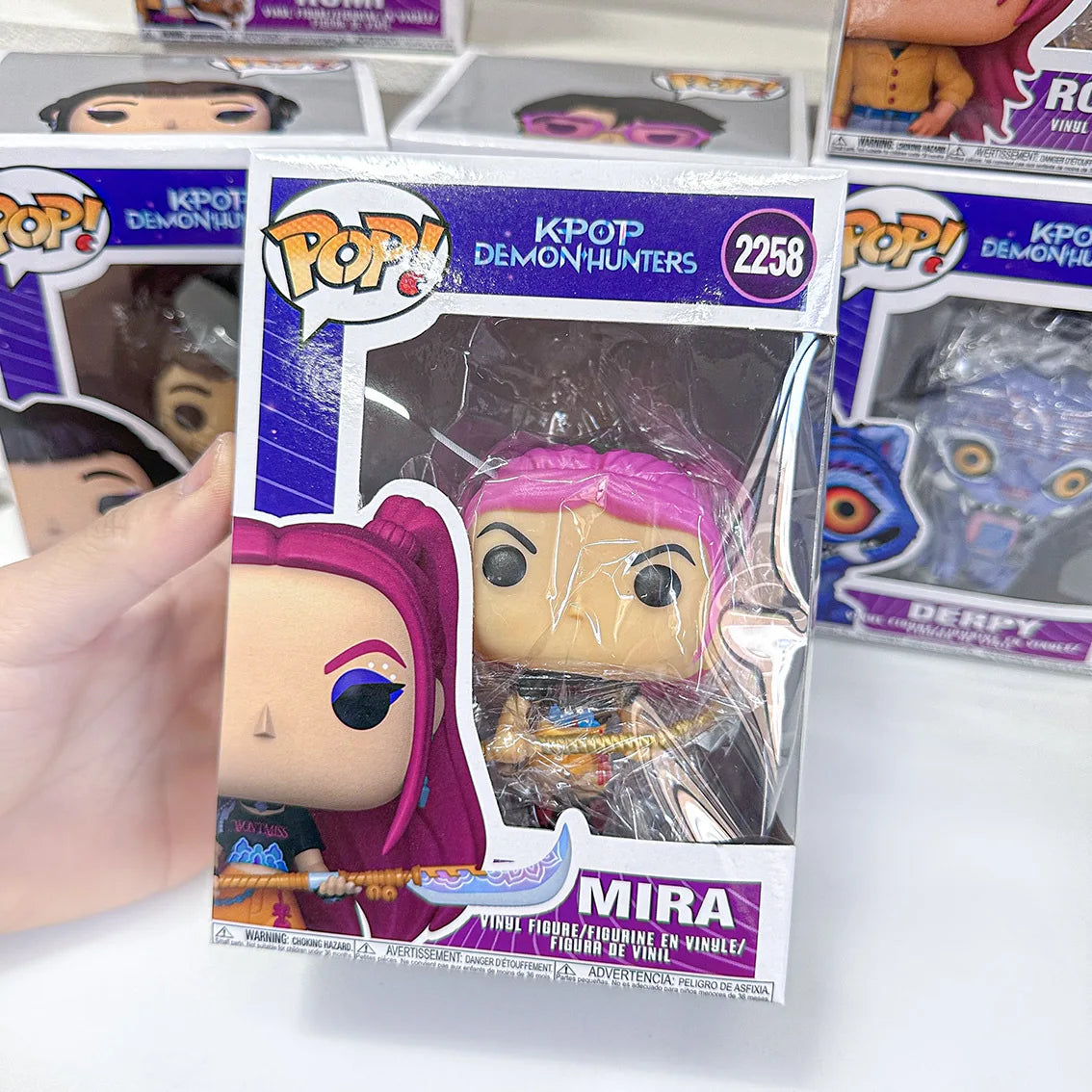 Funko POP KPOP Witch Hunter Group Trendy Handheld Office Peripheral Game Cartoon Model Toy Ornaments Boy Birthday Gift