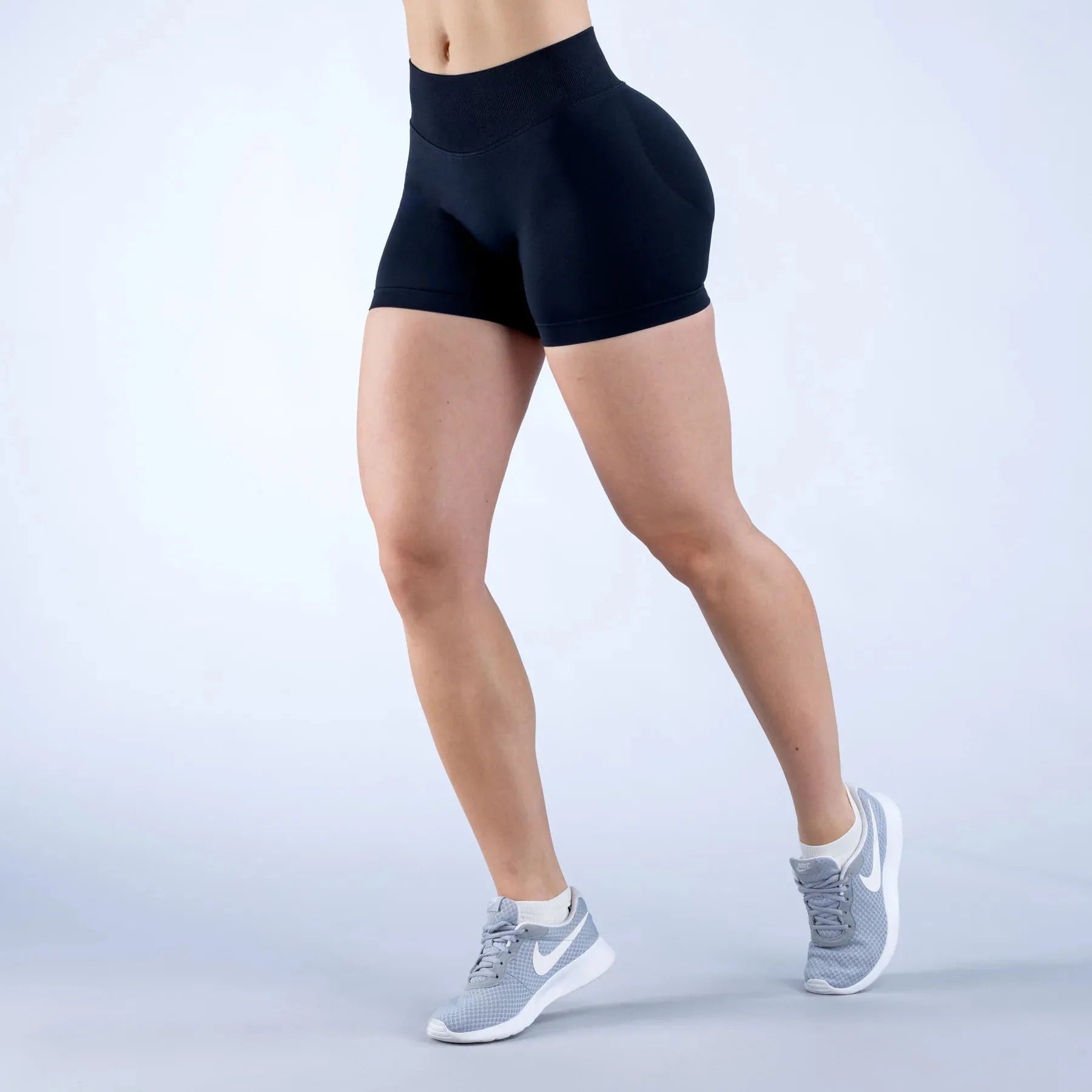 2026 NEW Running Sports Shorts Women Buttock Lift Leggings Women Cycling Slim Fit Workout Shorts High Waist Yoga Shorts
