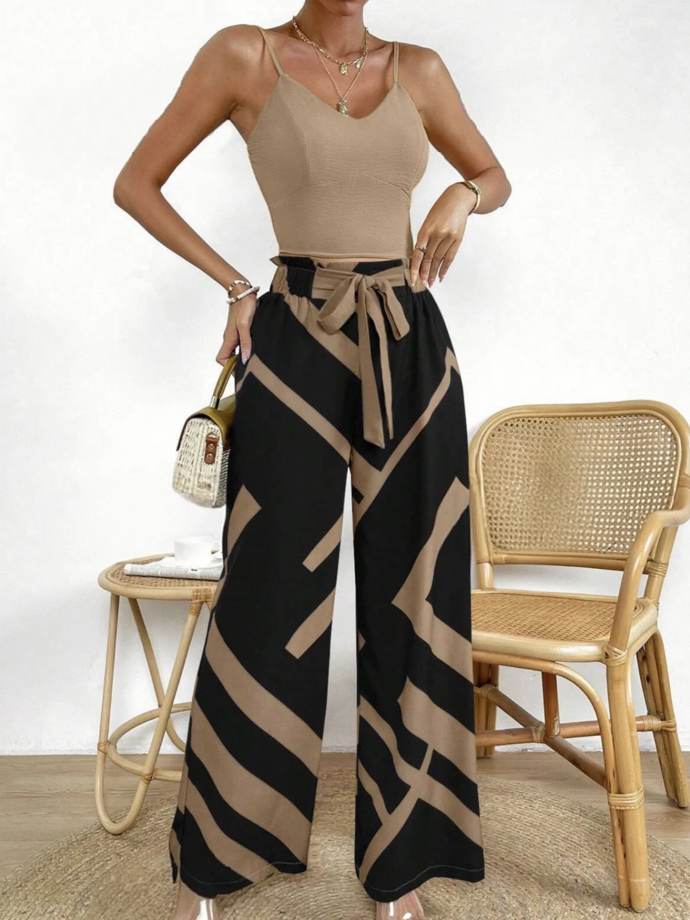 Solid Color Camisole And Printed Sash Wide-Leg Pants Set Women's Casual Comfortable Two-Piece Set with Wide Leg Pants Secondary image