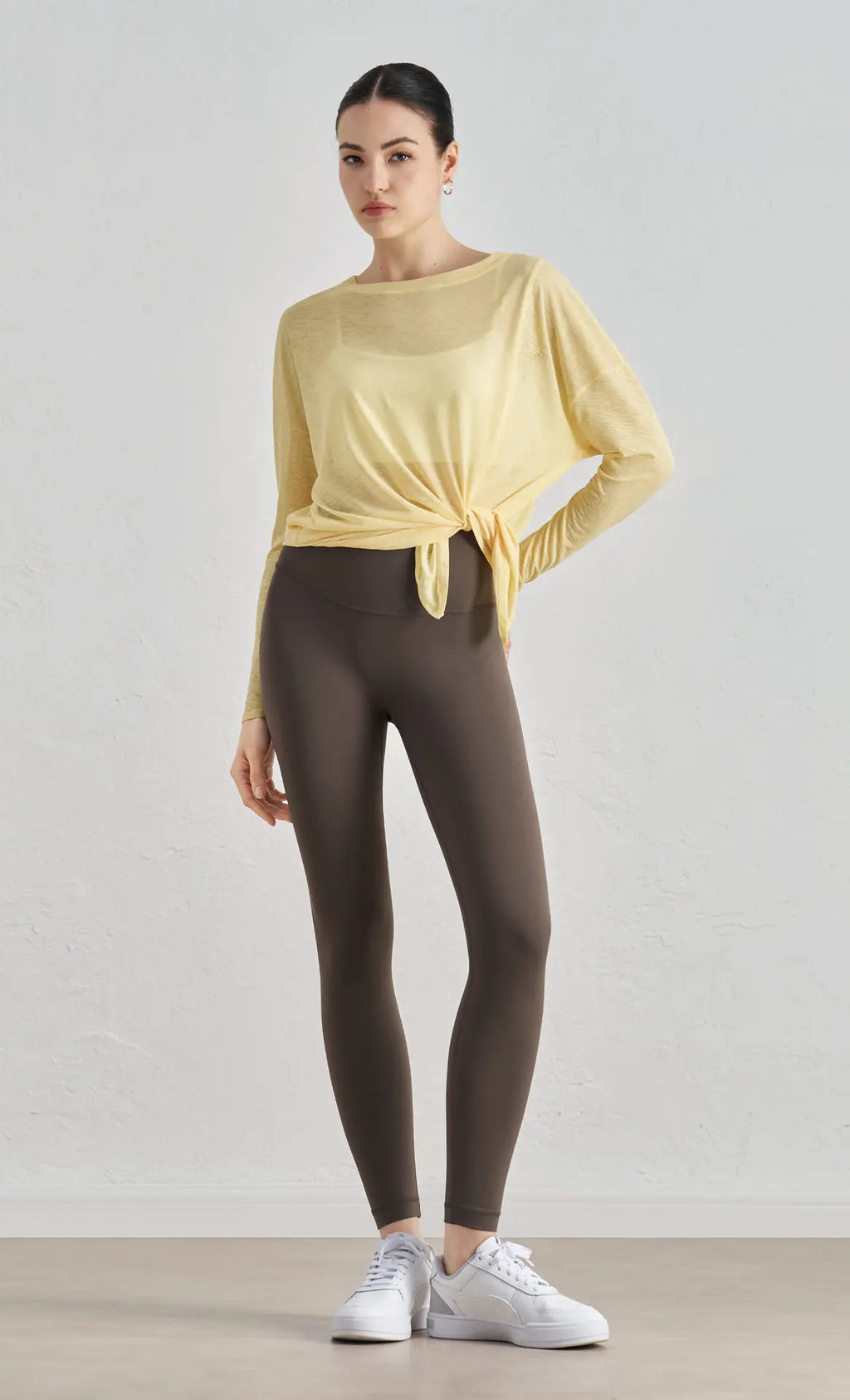 Breathable Long Sleeve Yoga Cover up Lightweight Quick Dry Running Top for Women Loose Fit Simple Sport Fitness Outdoor Leisure