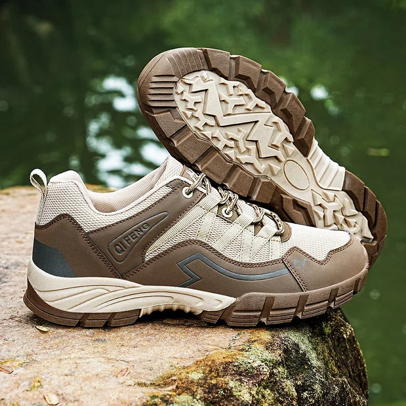 2025 Hiking Shoes Men Women Mesh Sneakers Breathable Fashion Mountain Shoes Boy Spring Autumn Summer Work Shoes Outdoor Trekking