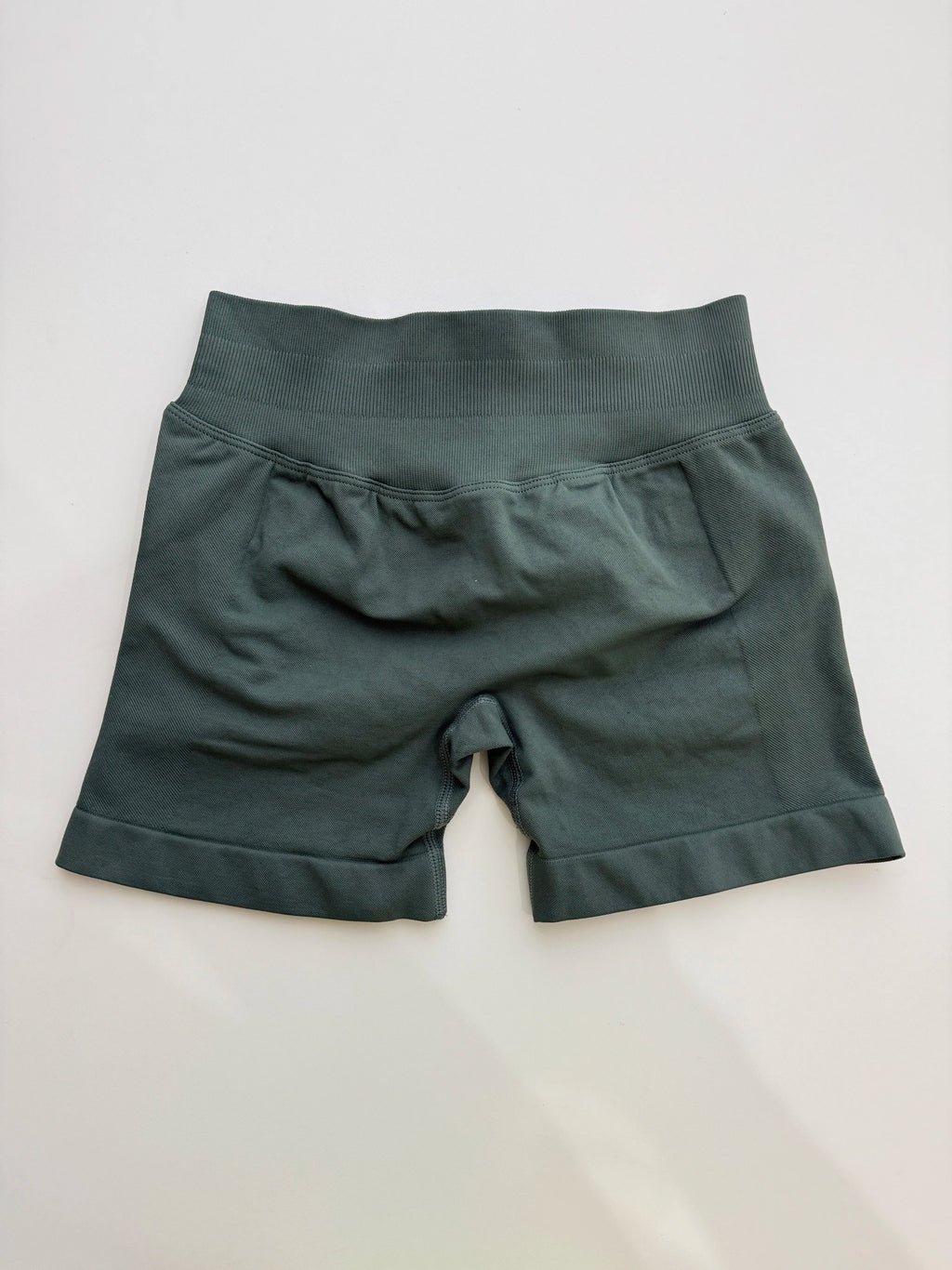 Impact Shorts 4.5" Seamless High Stretch Low Ribbed Band Subtle Glute Contour Shorts Fitness Workout Yoga Gym Shorts