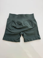 Impact Shorts 4.5" Seamless High Stretch Low Ribbed Band Subtle Glute Contour Shorts Fitness Workout Yoga Gym Shorts