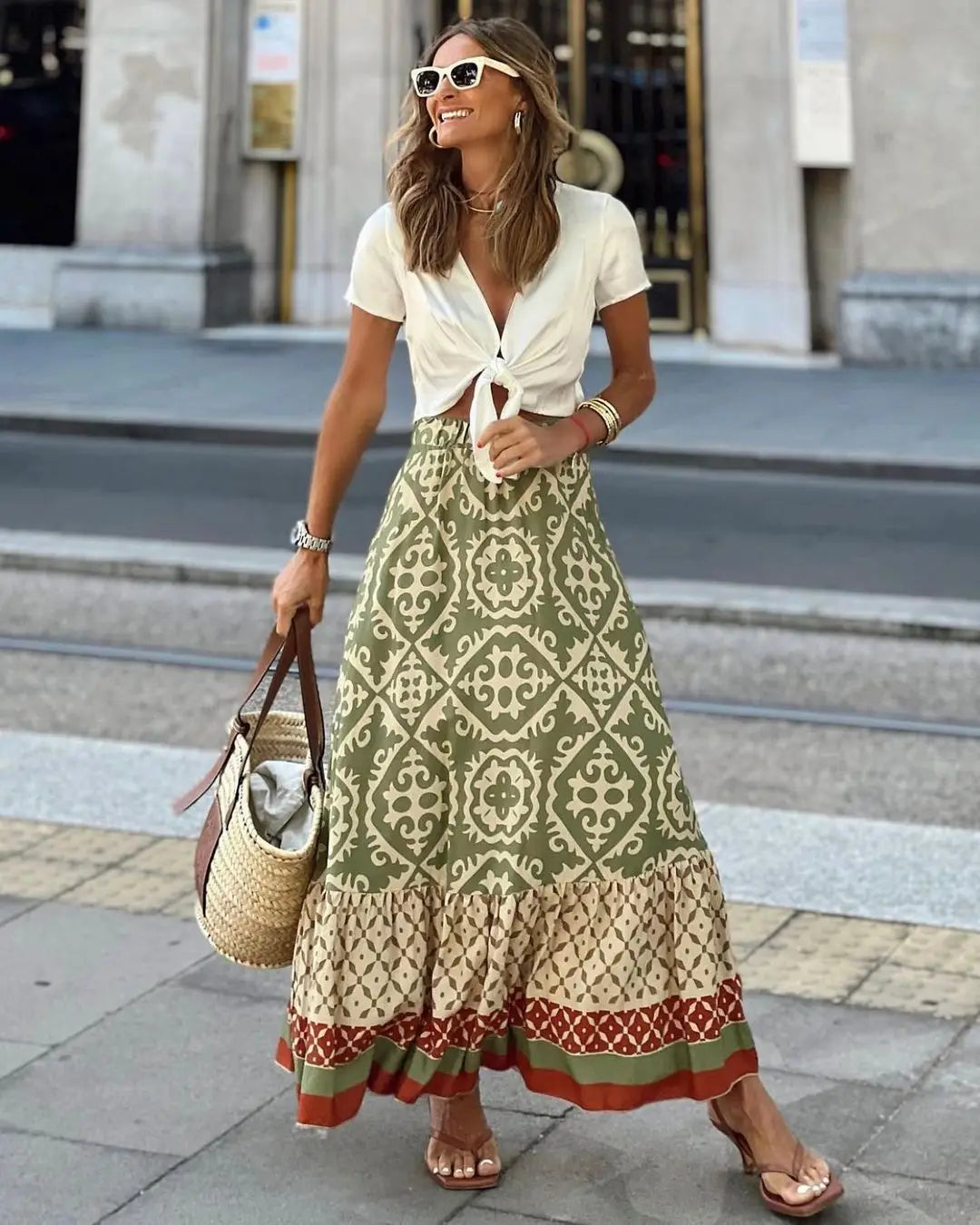 Women's Elastic Waist Printed Large Swing Skirt, Boho Spliced Midi Skirt, Suitable for Beach and Daily Wear Main image