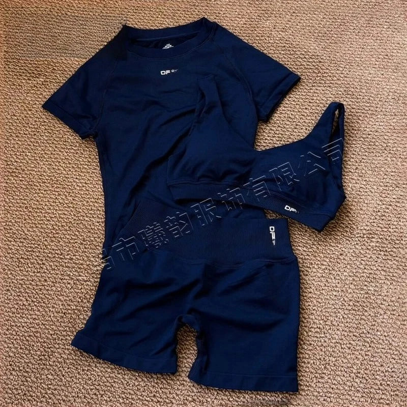 Women Seamless Sportswear Workout Set 3 Piece Sports Gym Yoga set Activewear For Fitness Training Running Daily Wear