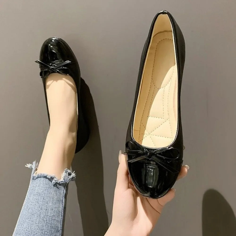 Ballerina Mother's Shoes Women's Flat Shoes Comfort Non-slip Ladies Loafers Leather Flats Elegant Bowknot Women's Single Shoes Secondary image