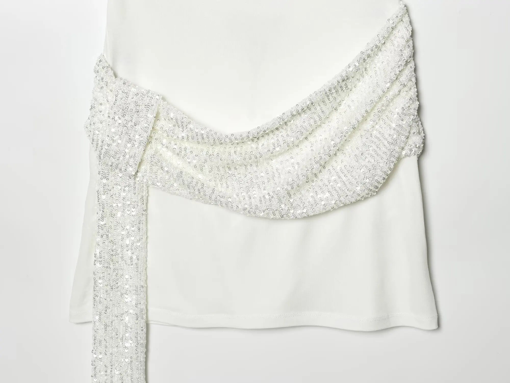 HH 2026 Women Elegant White Short-Sleeved Backless Sequined Splicing Decoration Sexy Short Dress Woman Fashion Party Mini Dress
