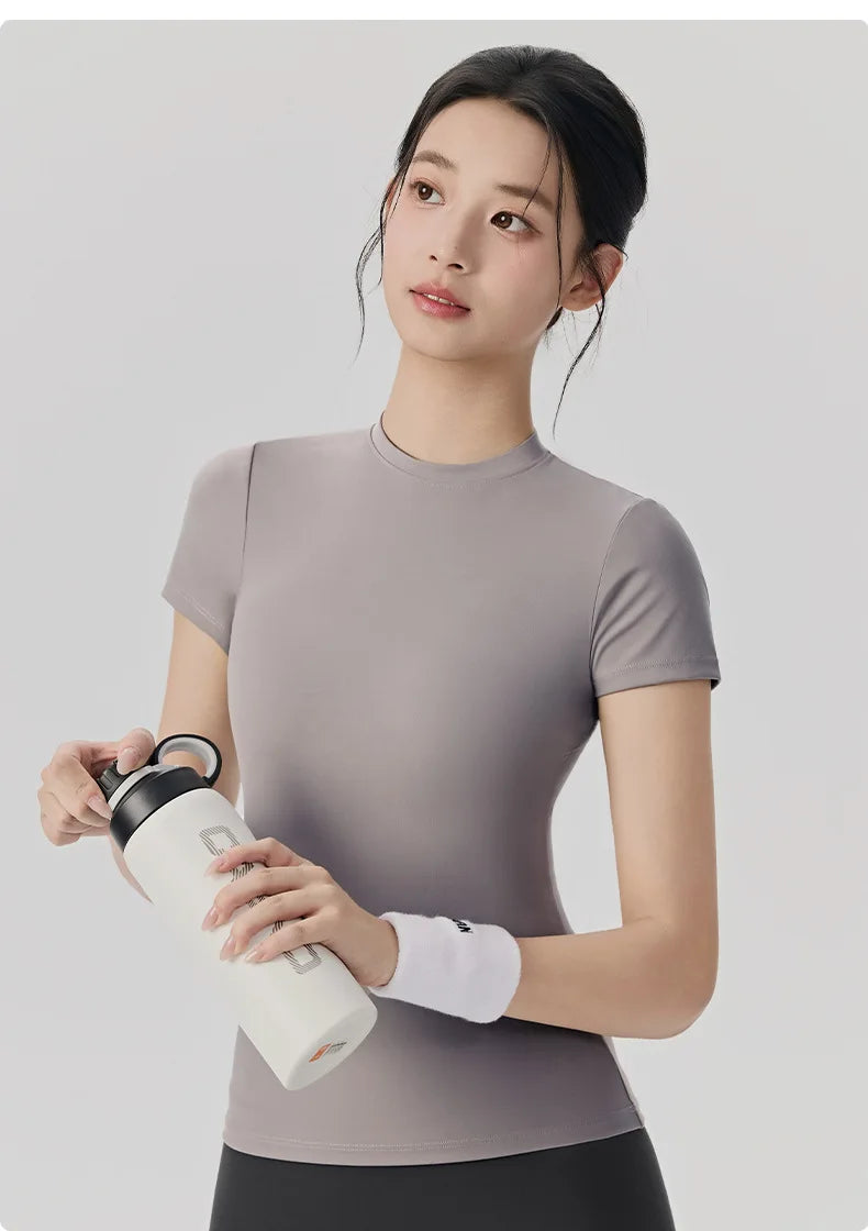 Spring and Summer Yoga Wear Short-sleeved Nude Tight-fitting Fitness Wear for Women Outdoor Running Training Sports T-shirt