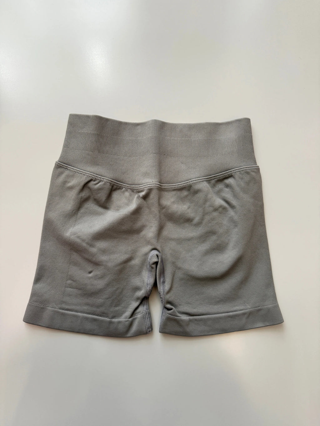 Impact Shorts 4.5" Seamless High Stretch Low Ribbed Band Subtle Glute Contour Shorts Fitness Workout Yoga Gym Shorts