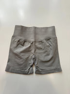 Impact Shorts 4.5" Seamless High Stretch Low Ribbed Band Subtle Glute Contour Shorts Fitness Workout Yoga Gym Shorts